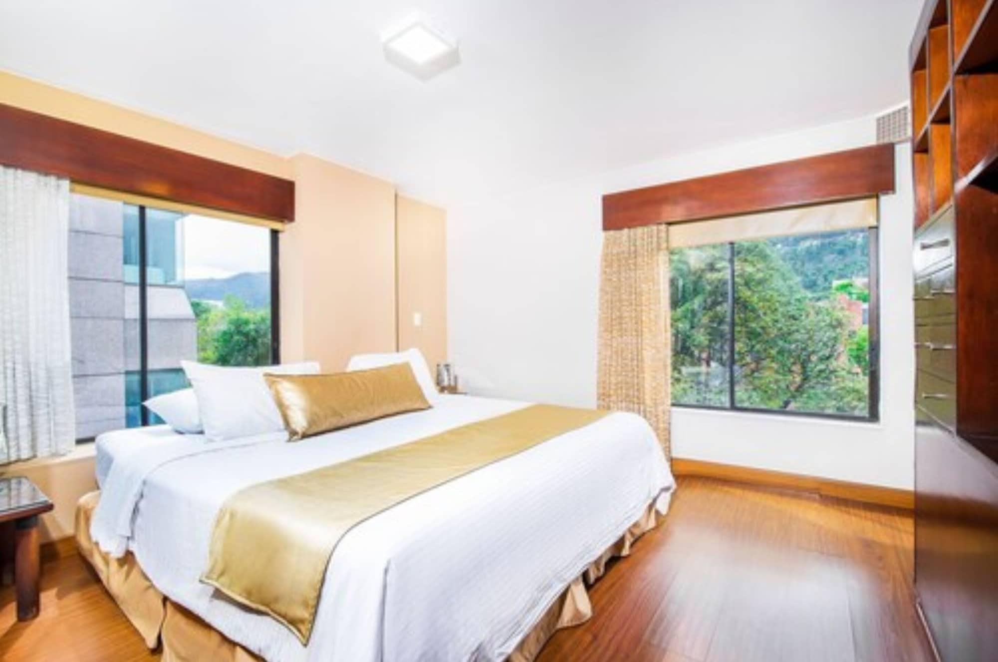 Lloyds Apartasuites Parque 93 Appart hôtel 4*