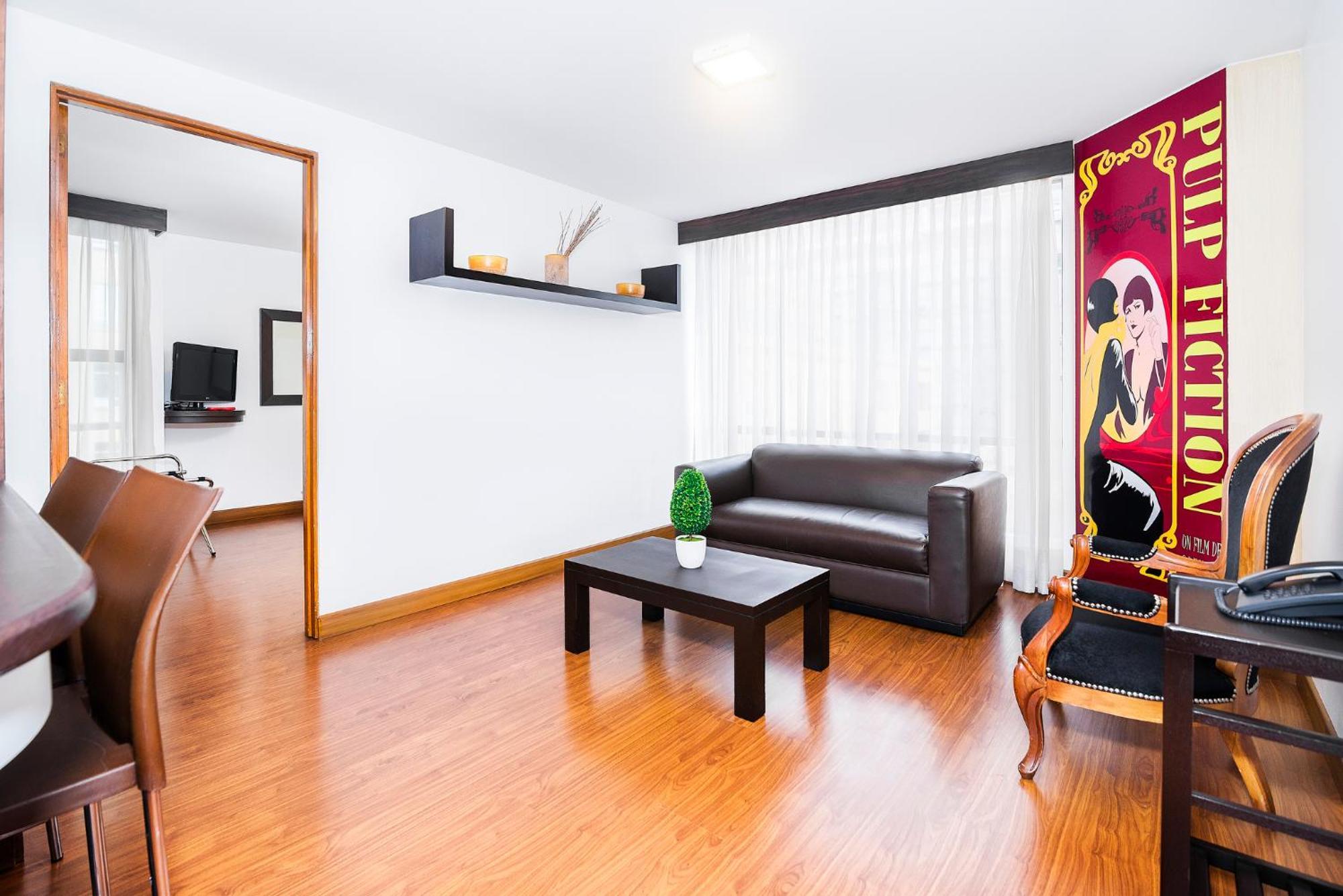 Appart hôtel Lloyds Apartasuites Parque 93