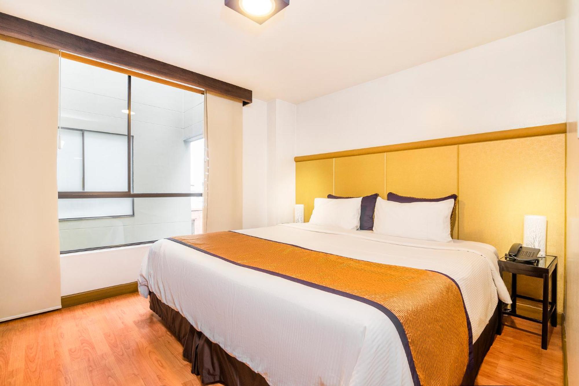 Appart hôtel Lloyds Apartasuites Parque 93