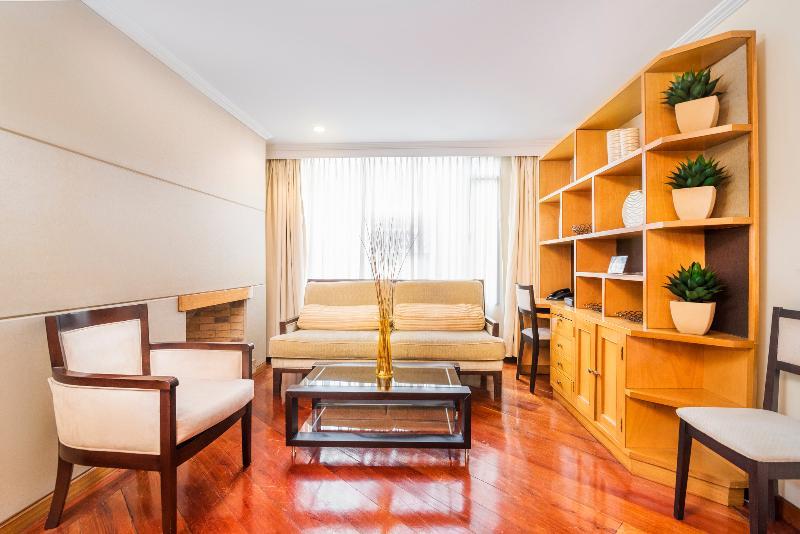Lloyds Apartasuites Parque 93 Appart hôtel